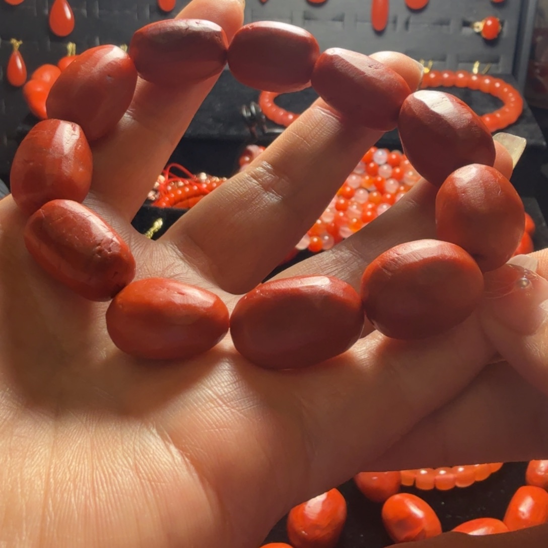 手串未镶嵌南红玛瑙?****?