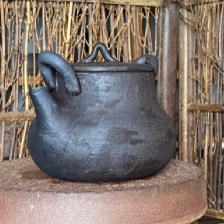 柴烧铁陶泥提梁壶，可养 出彩