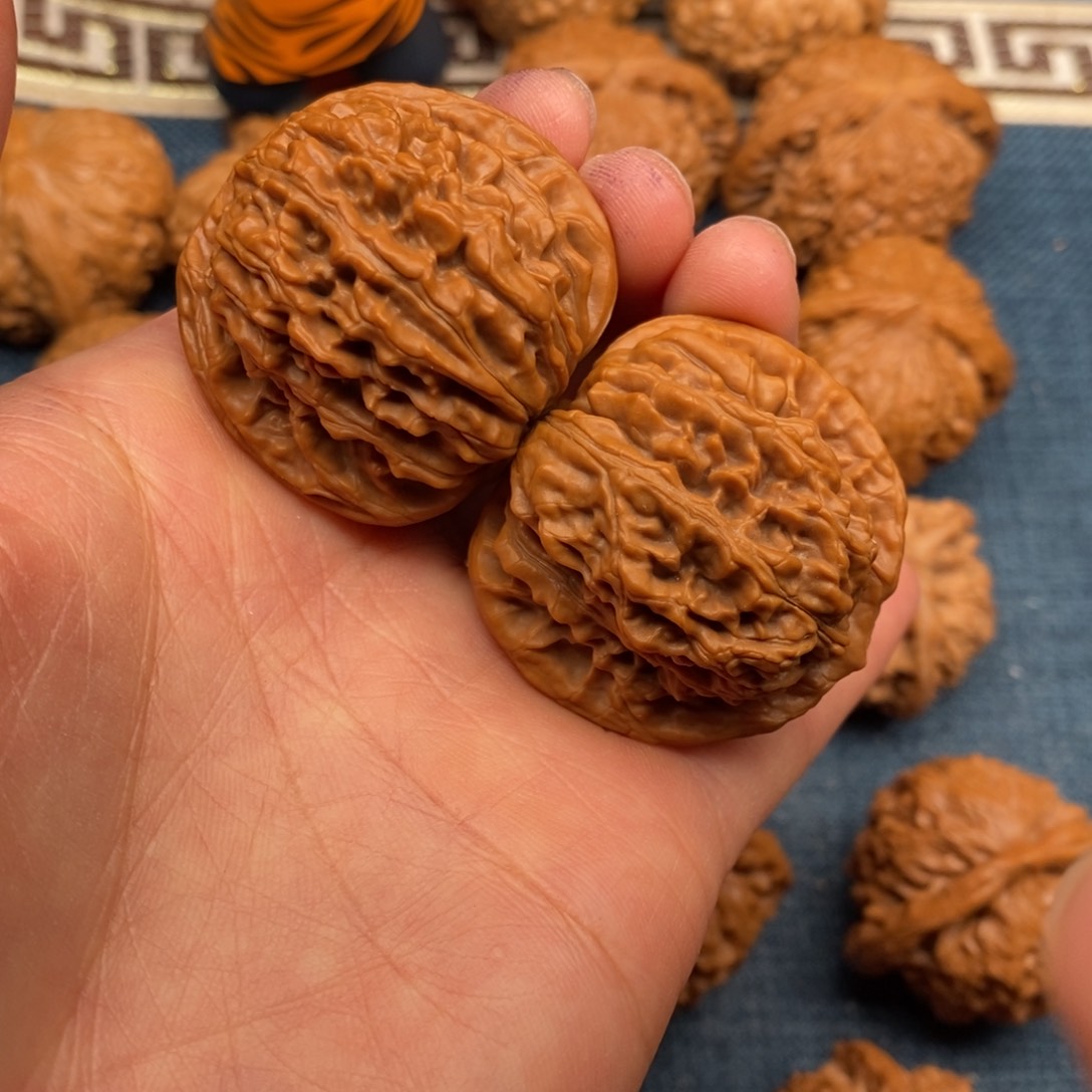 文玩核桃把件39平谷楼