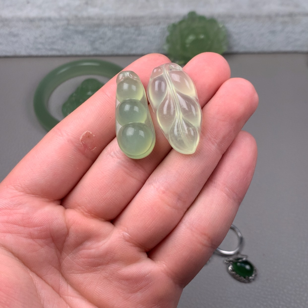 【闪购商品】蛇纹石玉未镶嵌岫玉