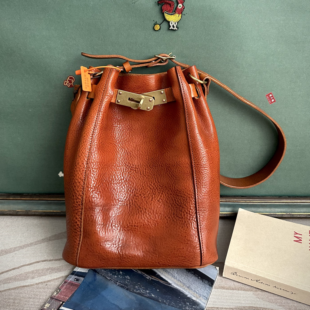 做旧复古纯牛皮品味重磅单肩斜挎包包百搭气质本款包包简约重工