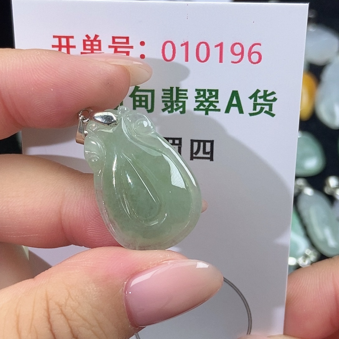 翡翠未镶嵌颈饰天然