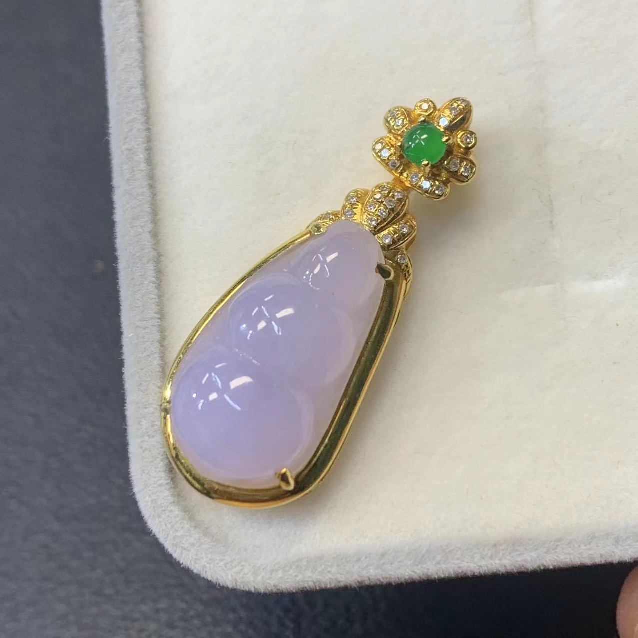 【金鑫】红春紫罗兰福豆翡翠吊坠*18k冰胶红春紫四季豆缅翡翠A货