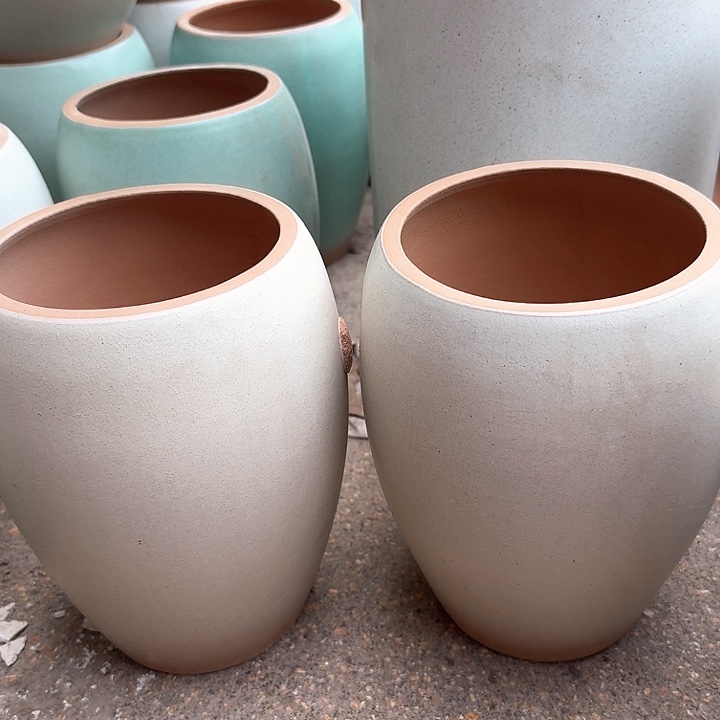 微瑕花盆哈哈啦啦