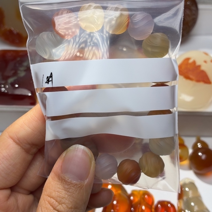 玛瑙/玉髓颈饰合金晨**林1