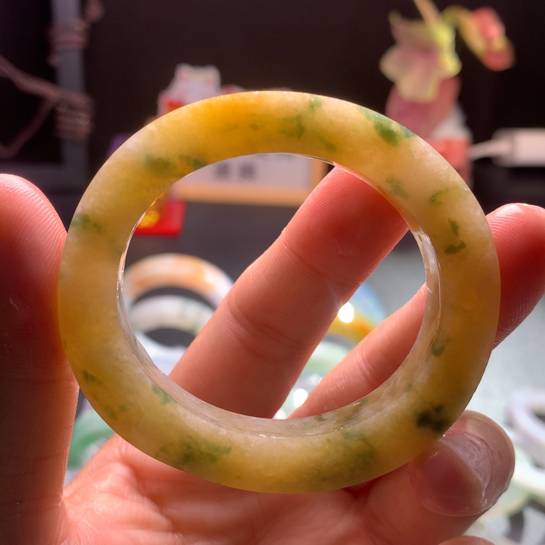 定制翡翠未镶嵌手镯定制