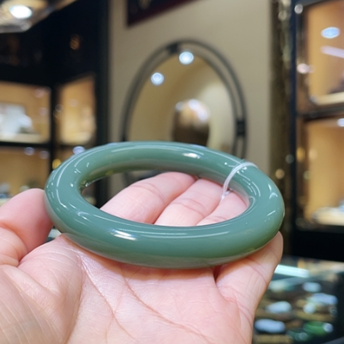 【闪购商品】和田玉手镯未镶嵌56#71.9g