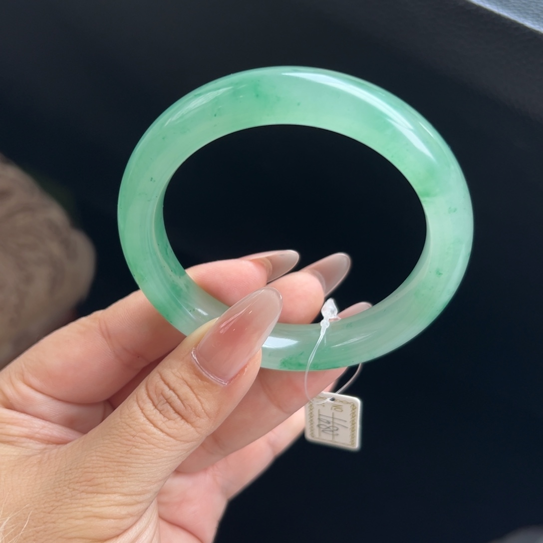 石英质玉未镶嵌手镯58