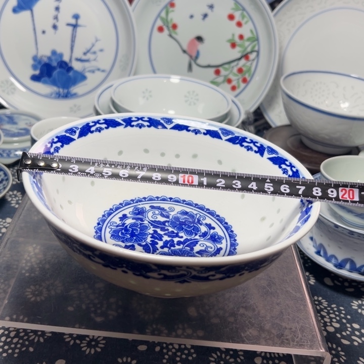 青花玲珑7寸牡丹面碗