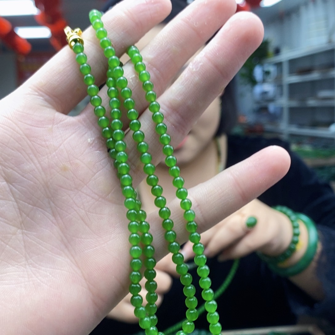 和田玉颈饰未镶嵌拍一发一，多样性发货