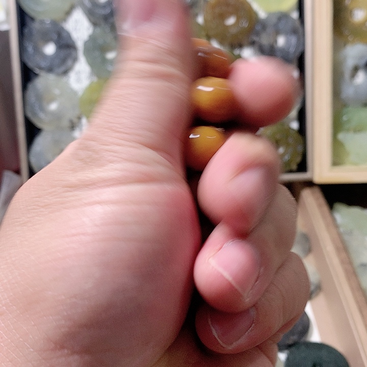 【闪购商品】蛇纹石玉颈饰合金