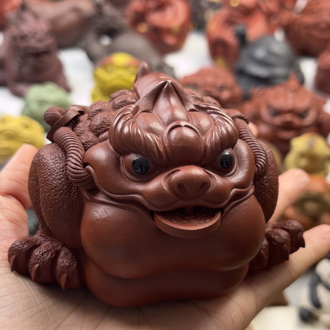 紫砂茶宠。**? 紫砂茶宠