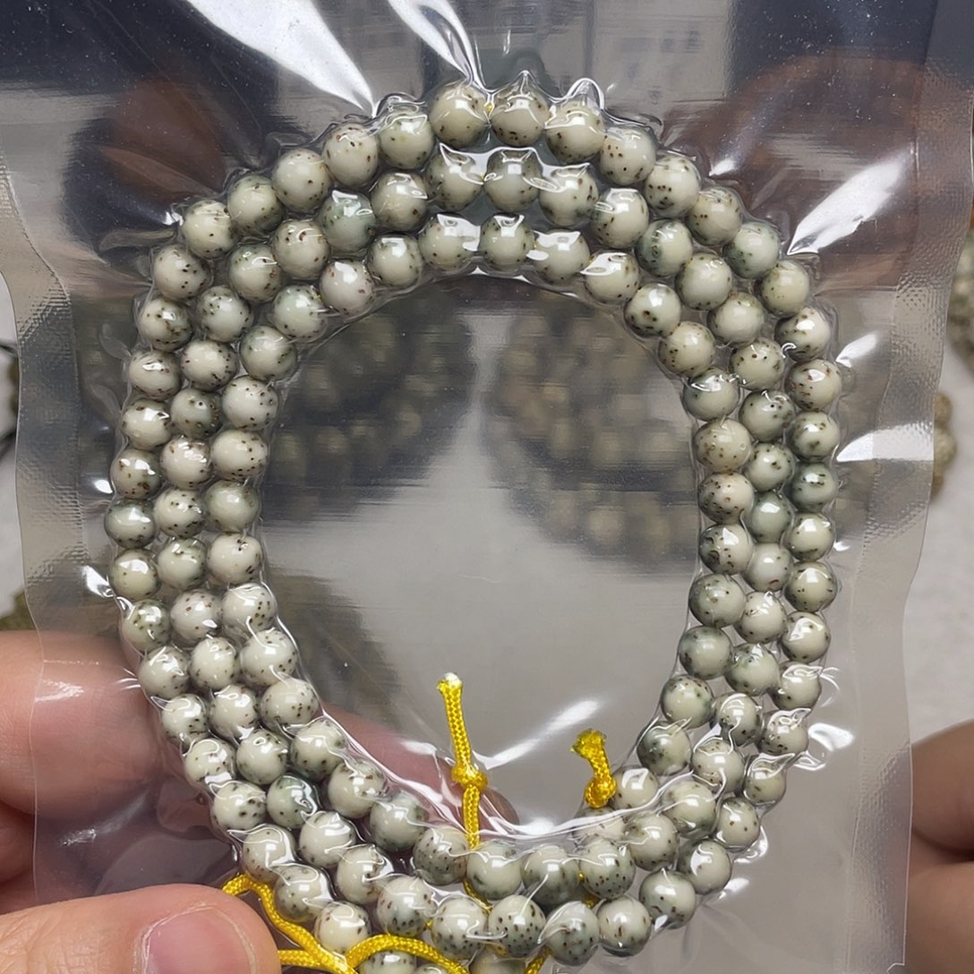 星月菩提吊坠7尺寸，无月河豚，同枝果