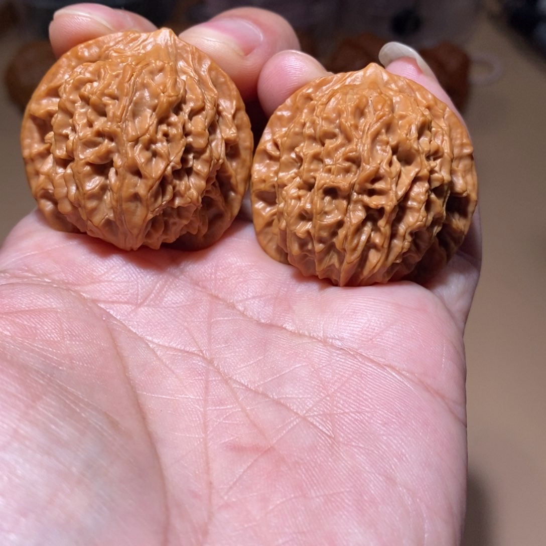 文玩核桃把件全品无修38尺老款盘龙纹