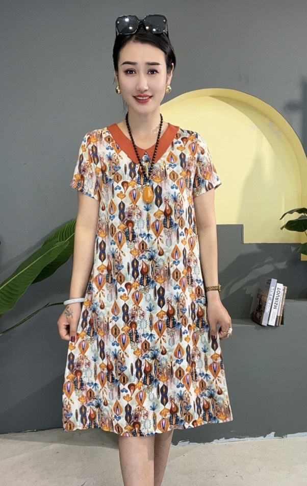 夏季新款娃娃领菱形花舒适显瘦时尚气质中老年连衣裙