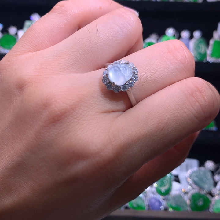 【闪购商品】颈饰银S925镶嵌翡翠天然翡翠