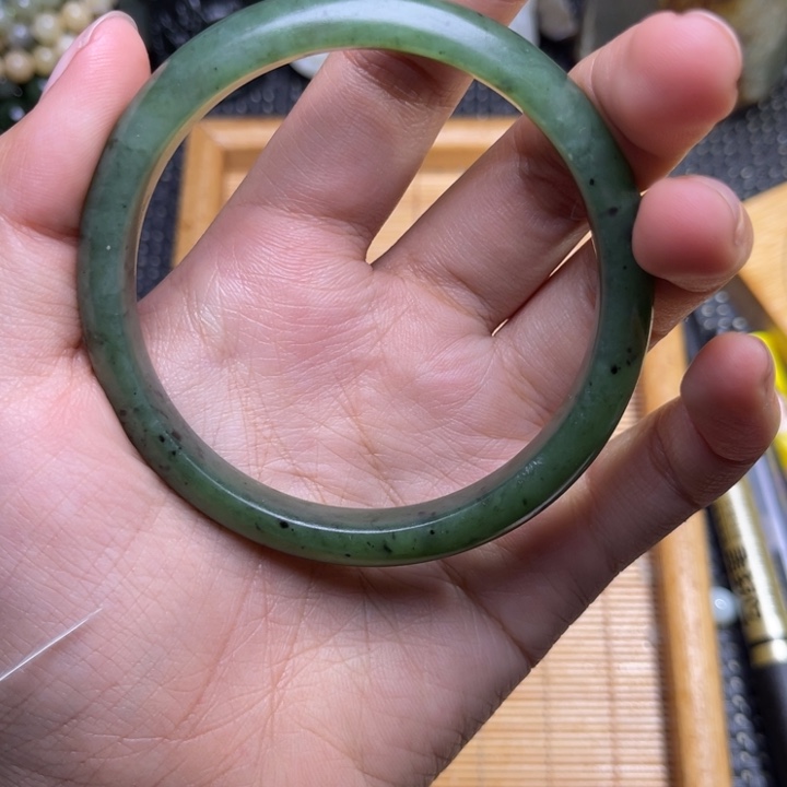 未镶嵌和田玉珠宝半成品