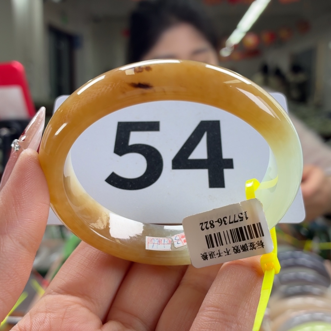 和田玉未镶嵌手镯（贵妃镯）