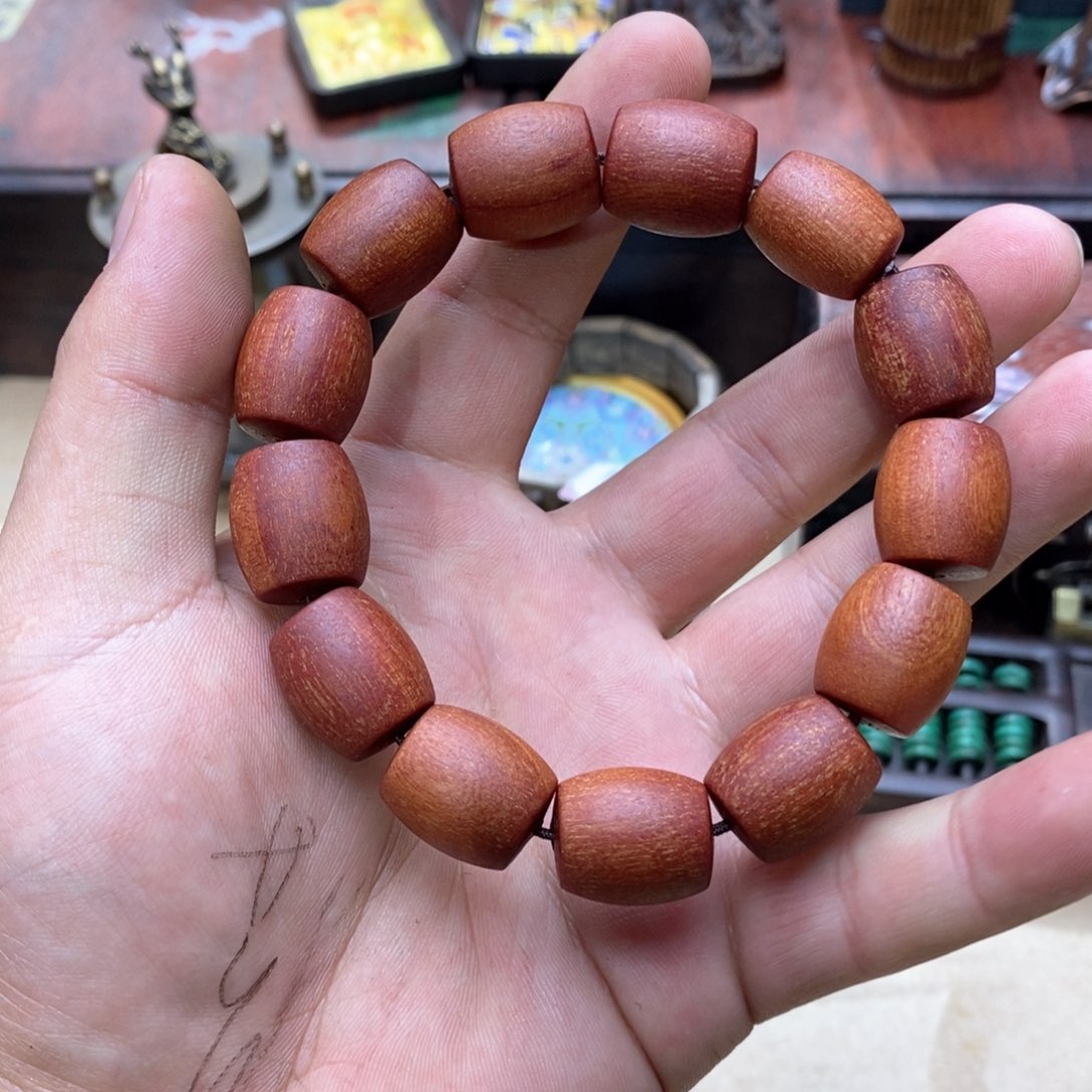 大叶紫檀（黑酸枝木类）