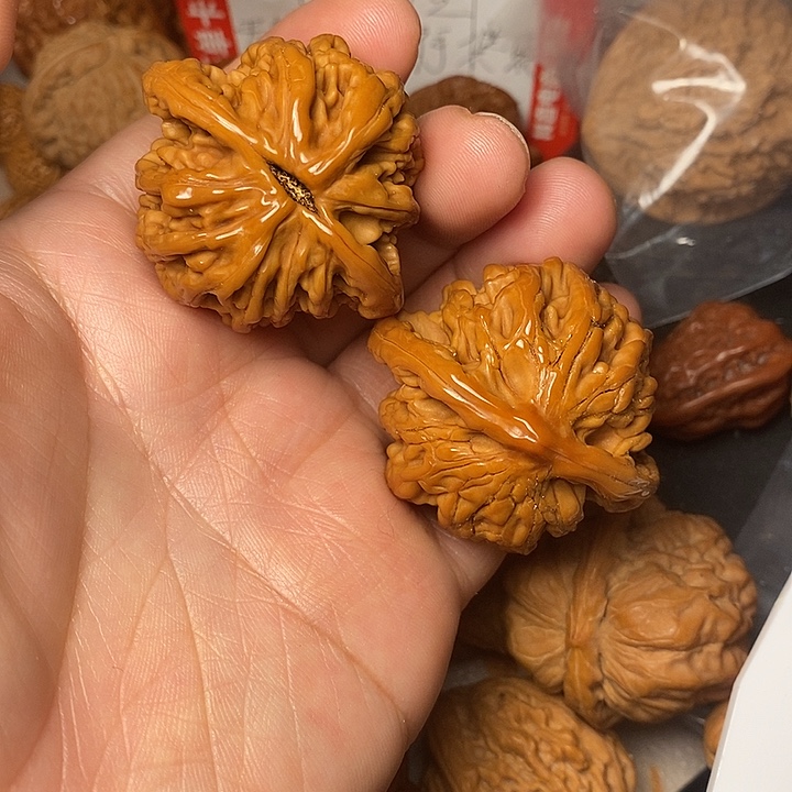 文玩核桃把件虎43