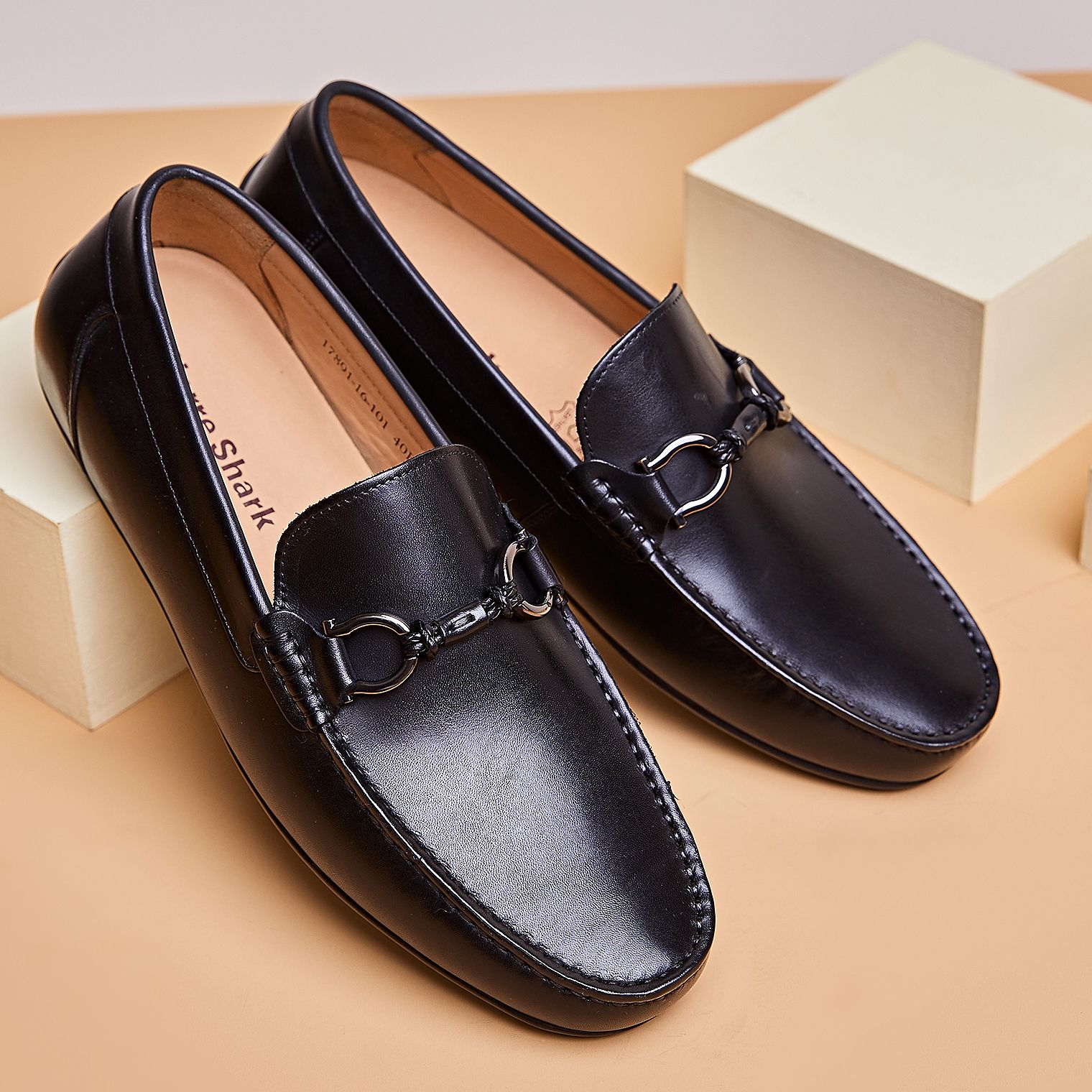 Pierre Shark/鲨鱼英伦时尚男士流苏套脚乐福鞋复古商务休闲皮鞋