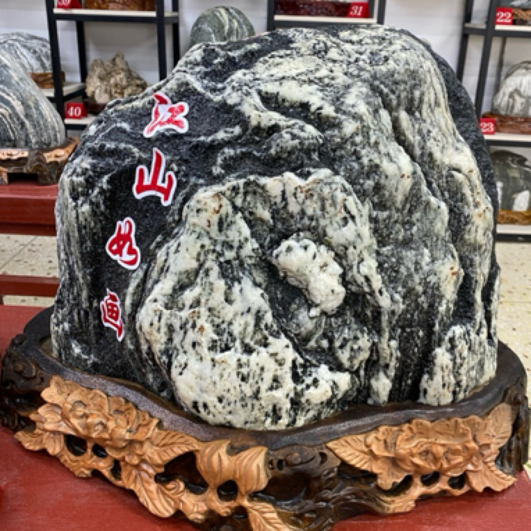 各种规格平安石、靠山石摆件，直播间一物一拍！