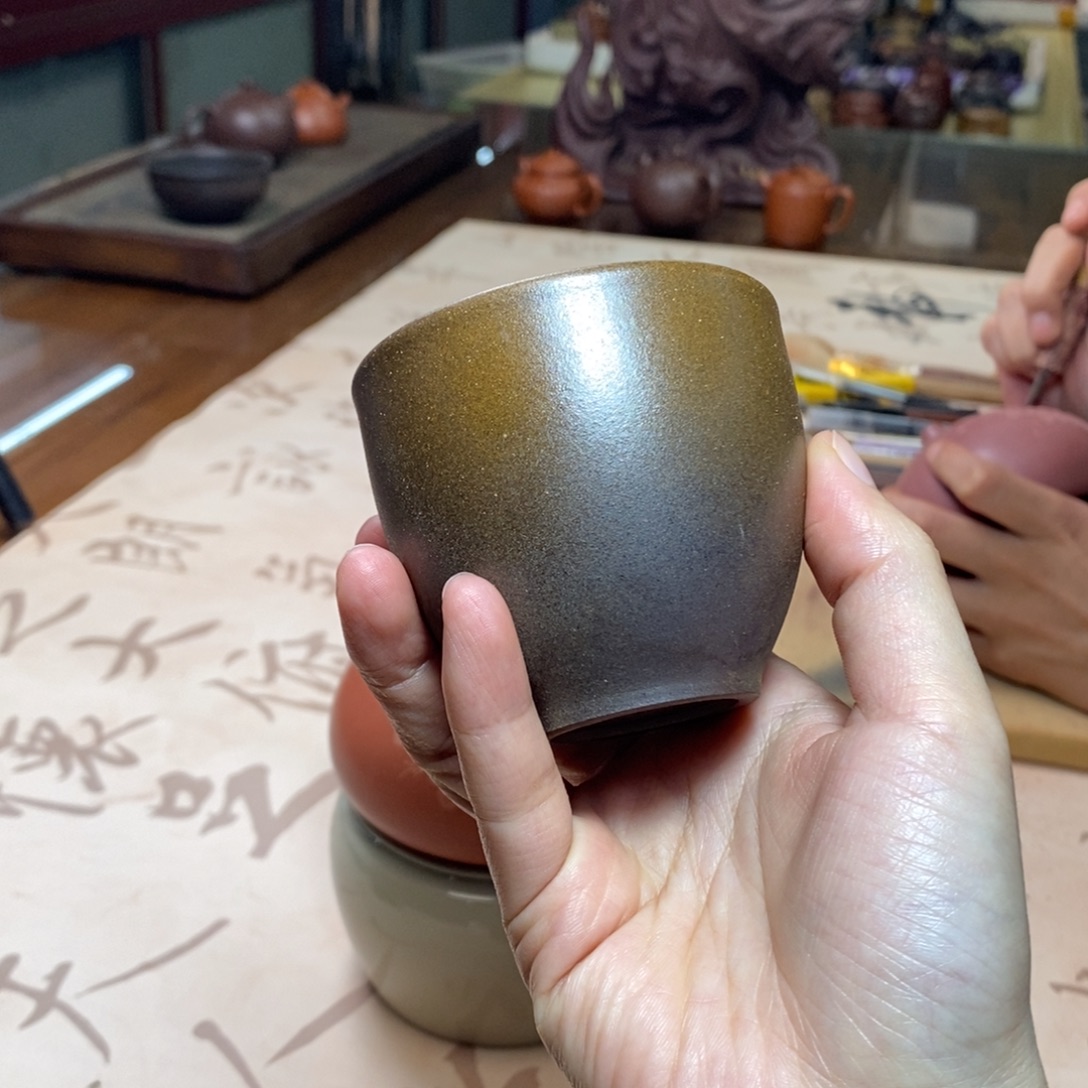 茶壶紫砂牡丹盖置（繁花似锦）