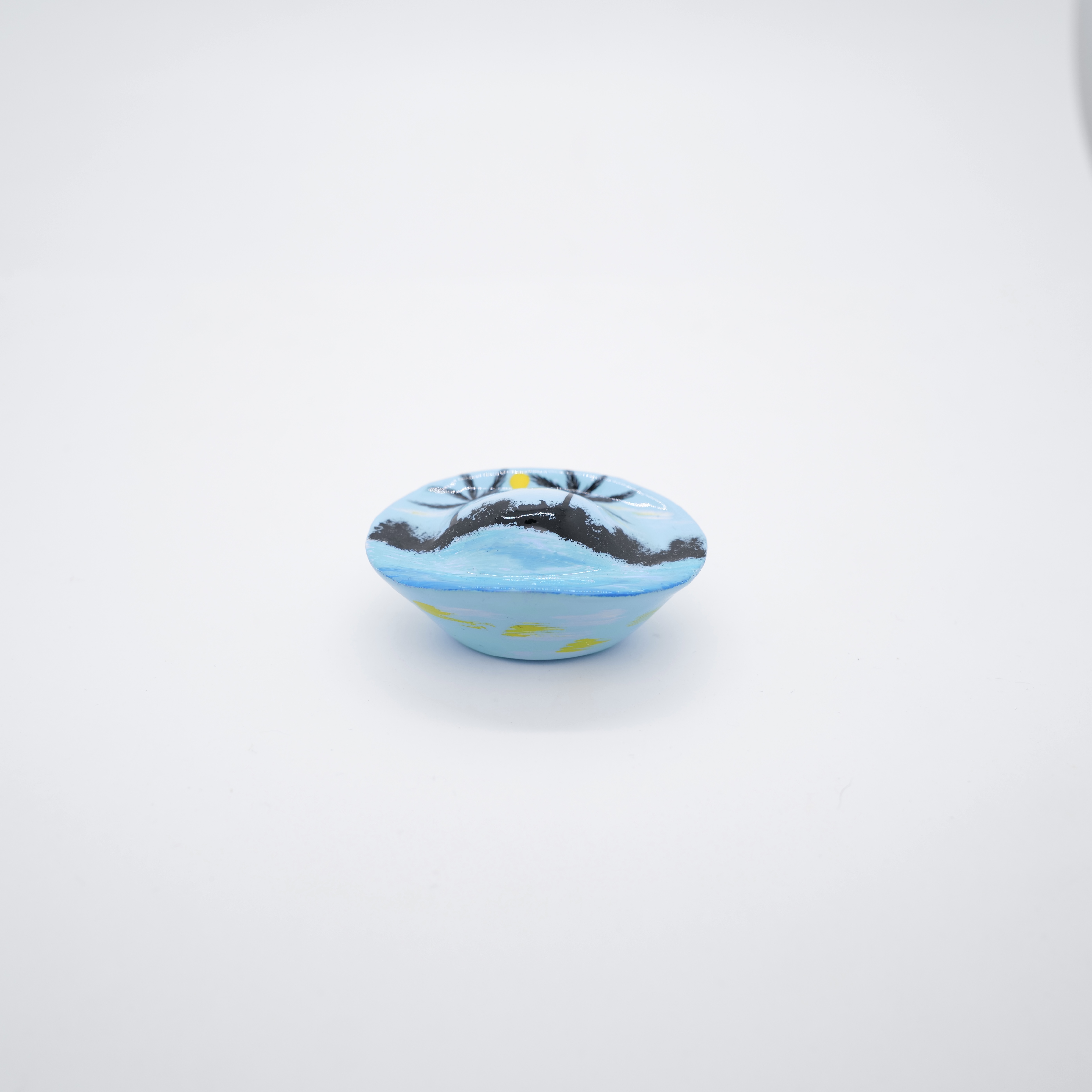 PM 王甜心工作室《元宝》石膏作品，仅一件（非王甜心本人绘画）