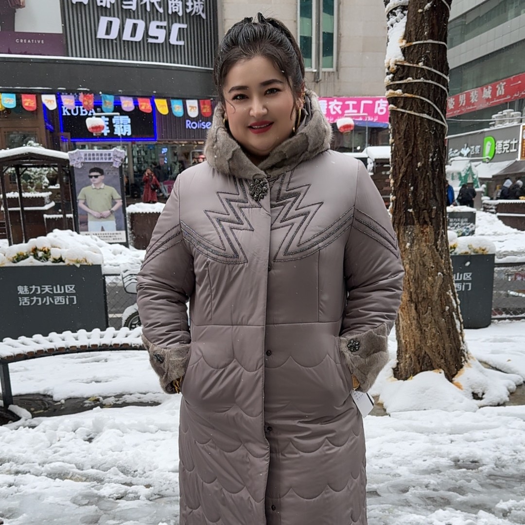 时尚休闲连帽保暖女装冬季中长款气质百搭~~7793