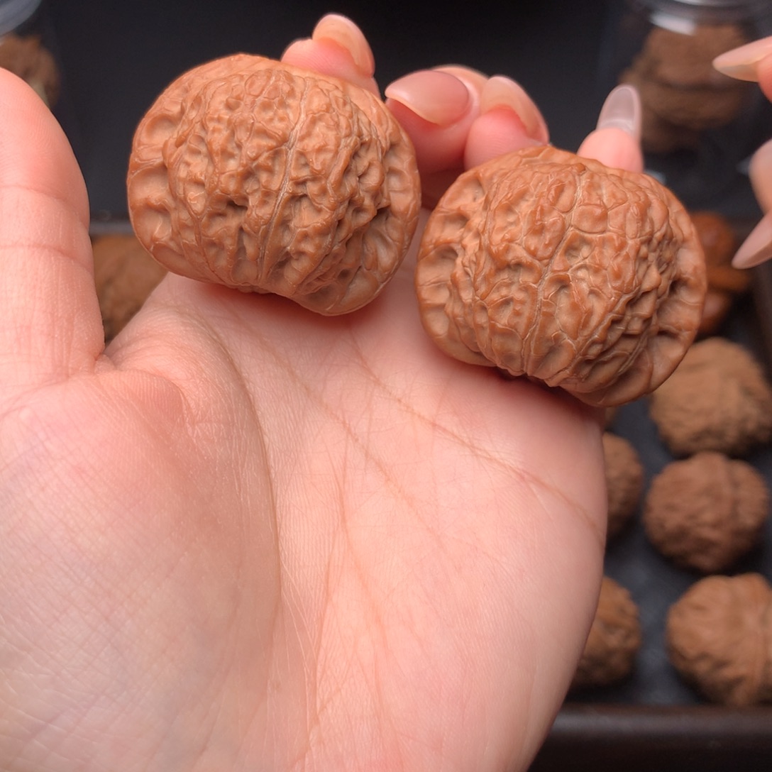 文玩核桃吊坠39血麒麟