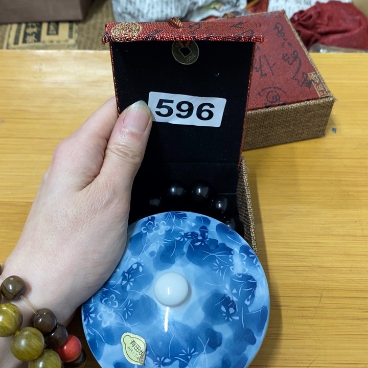 摆件中古工艺品一件