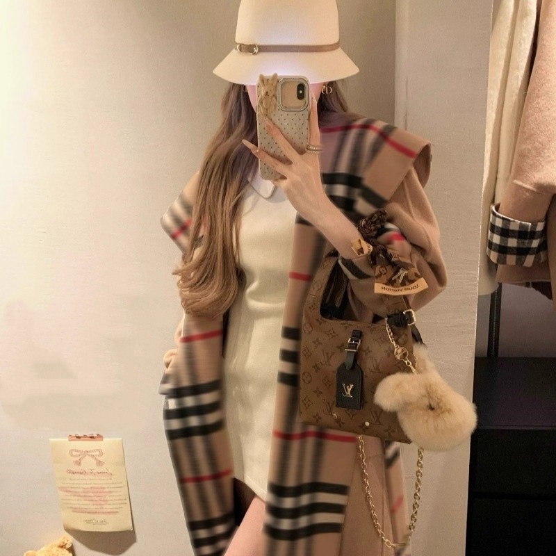 羊范错过后悔~水波纹系列100%纯羊毛气质连帽大衣女士韩系中长款