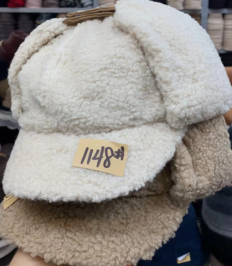 1148#毛毛护耳帽子