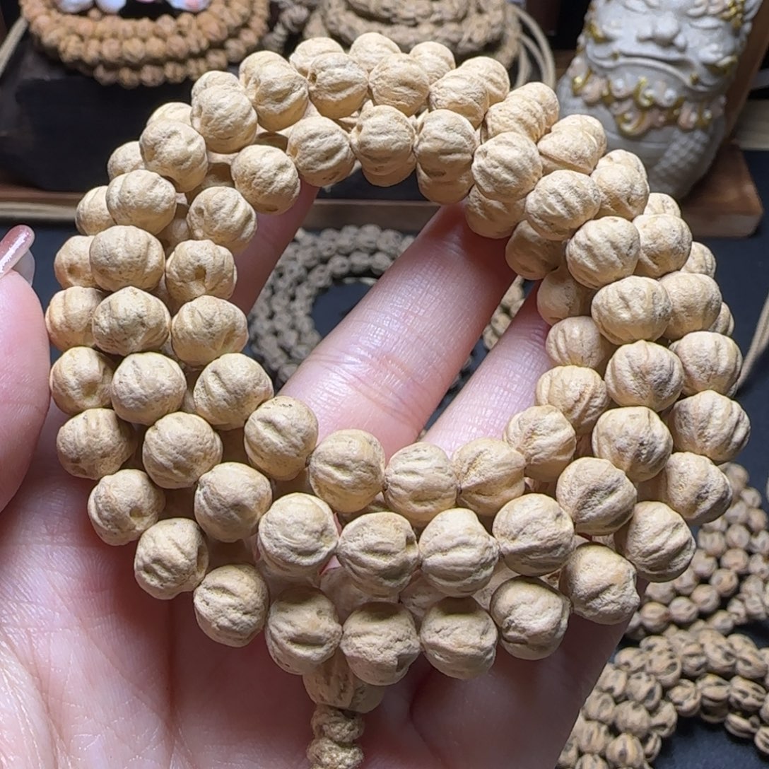 蓝***豚吊坠柏香籽/百香籽