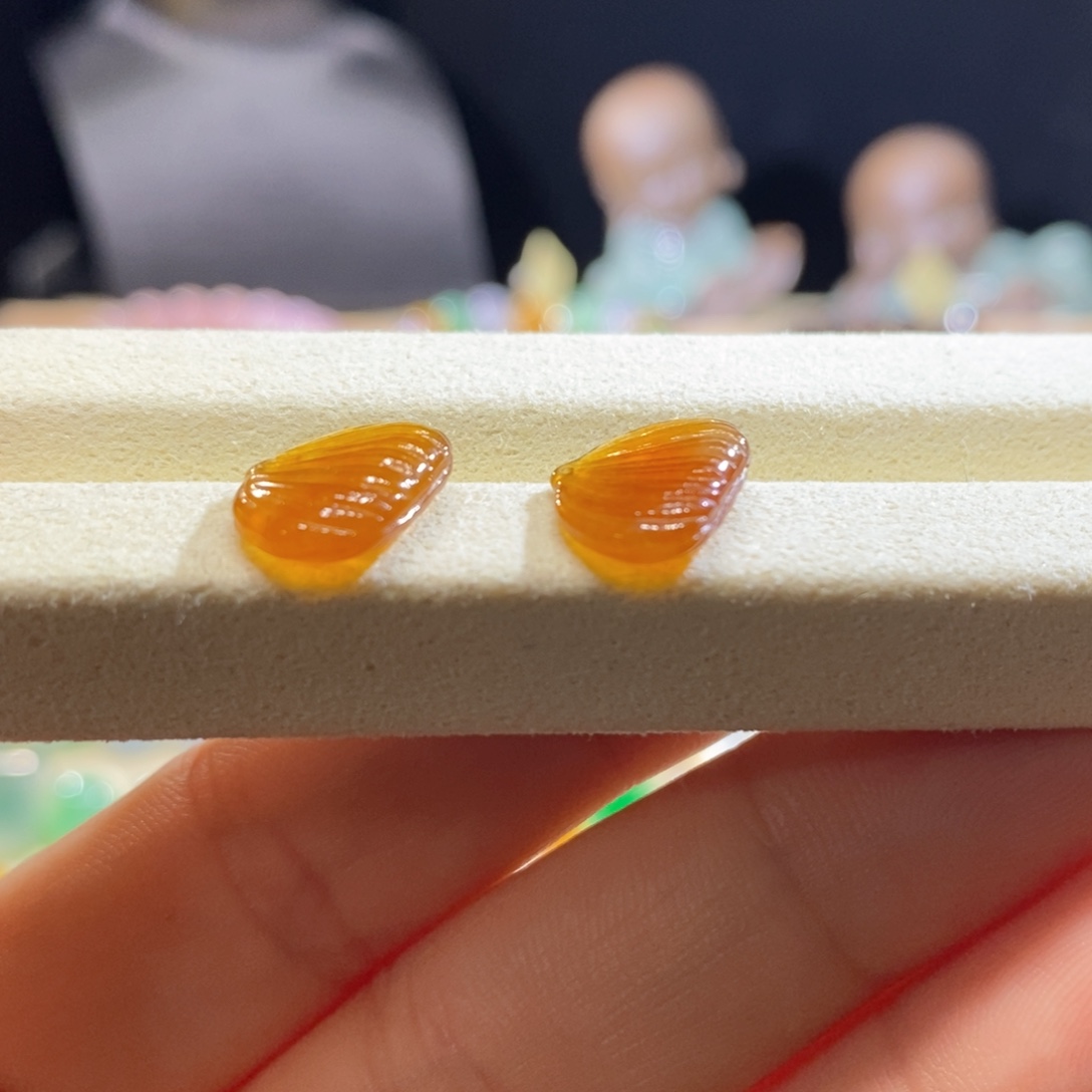 翡翠未镶嵌吊坠(不含链)翡翠福贝放漏买断价（不退换）