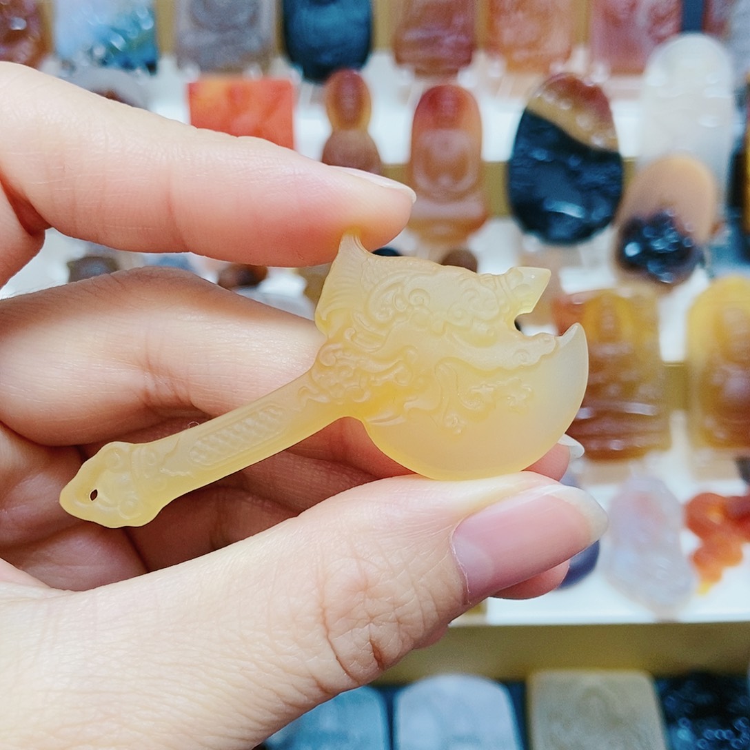 玛瑙/玉髓颈饰未镶嵌