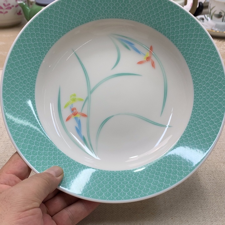 瓷片这些天然物质