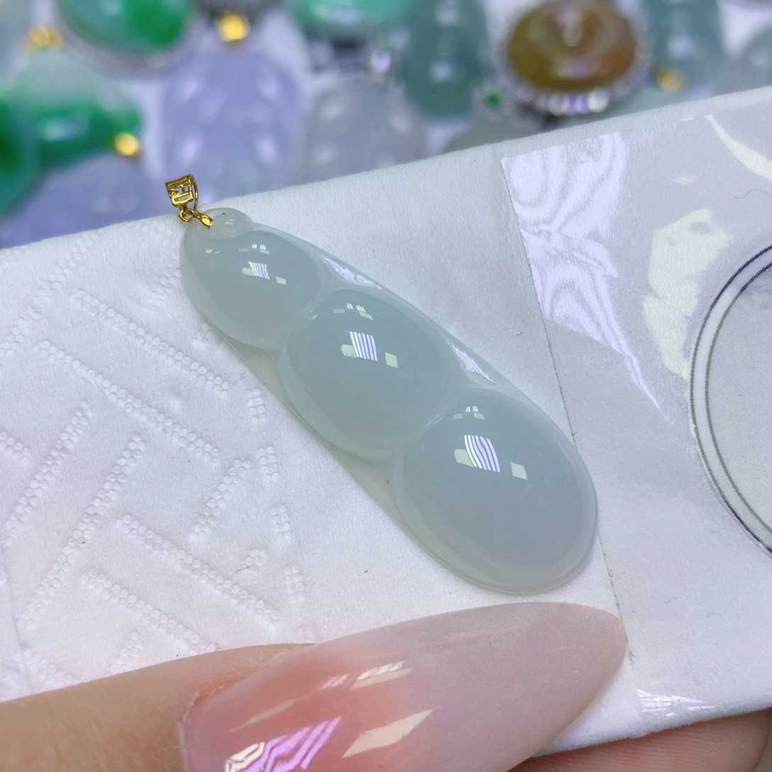 翡翠18K金镶嵌颈饰天然缅甸翡翠a货百元以上9元证书费自理