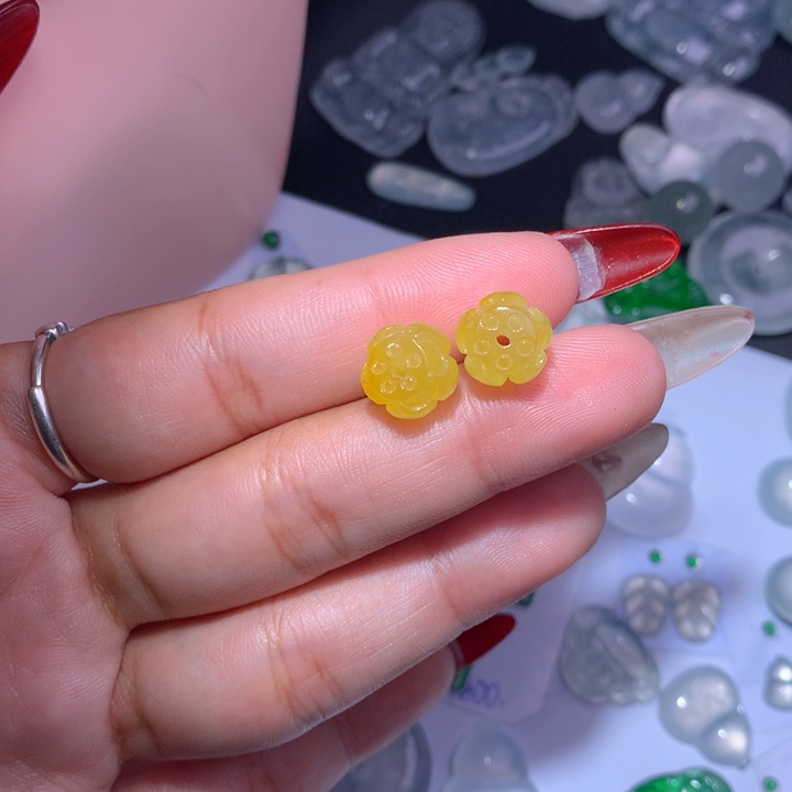 颈饰未镶嵌翡翠莲花珠