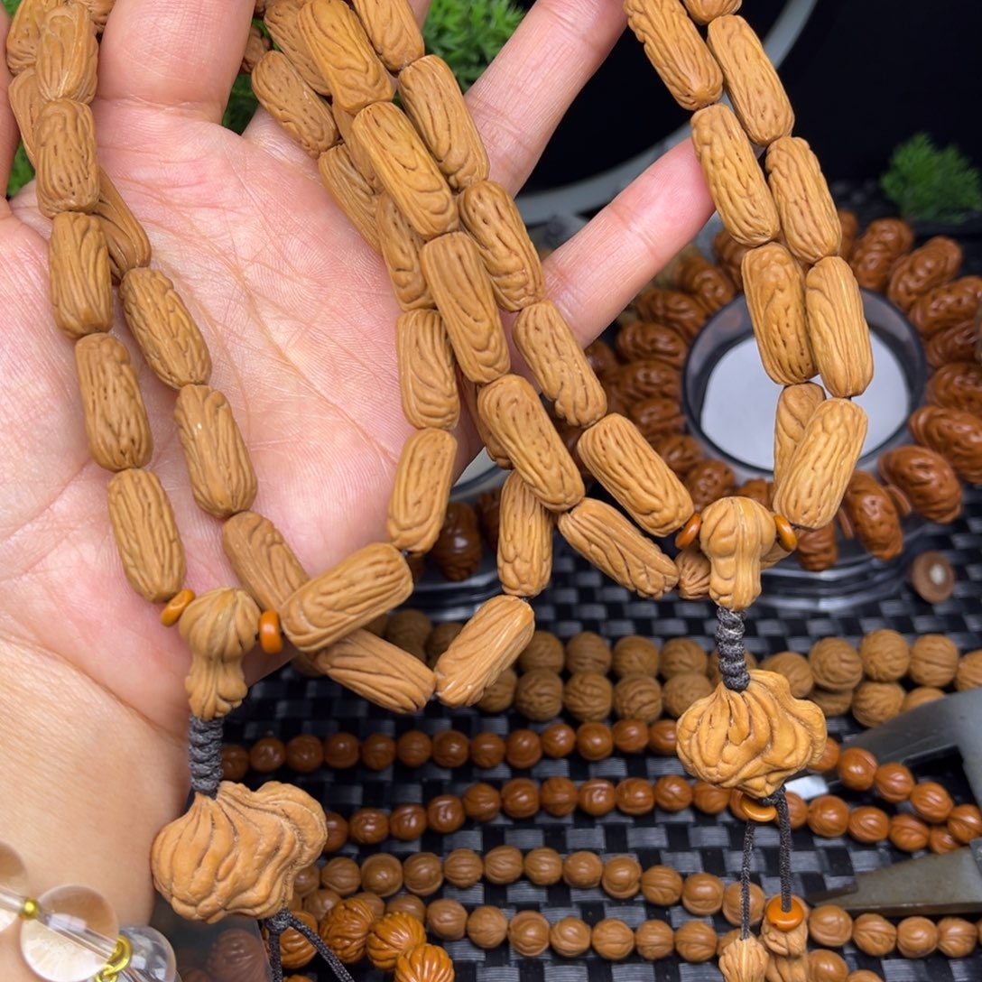 醉***尘吊坠文玩核桃金条手持两条