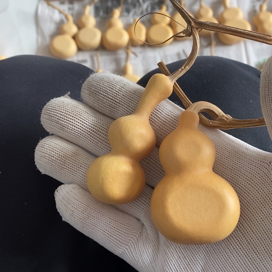 乐***8天然植物葫芦夹扁有个有点瑕