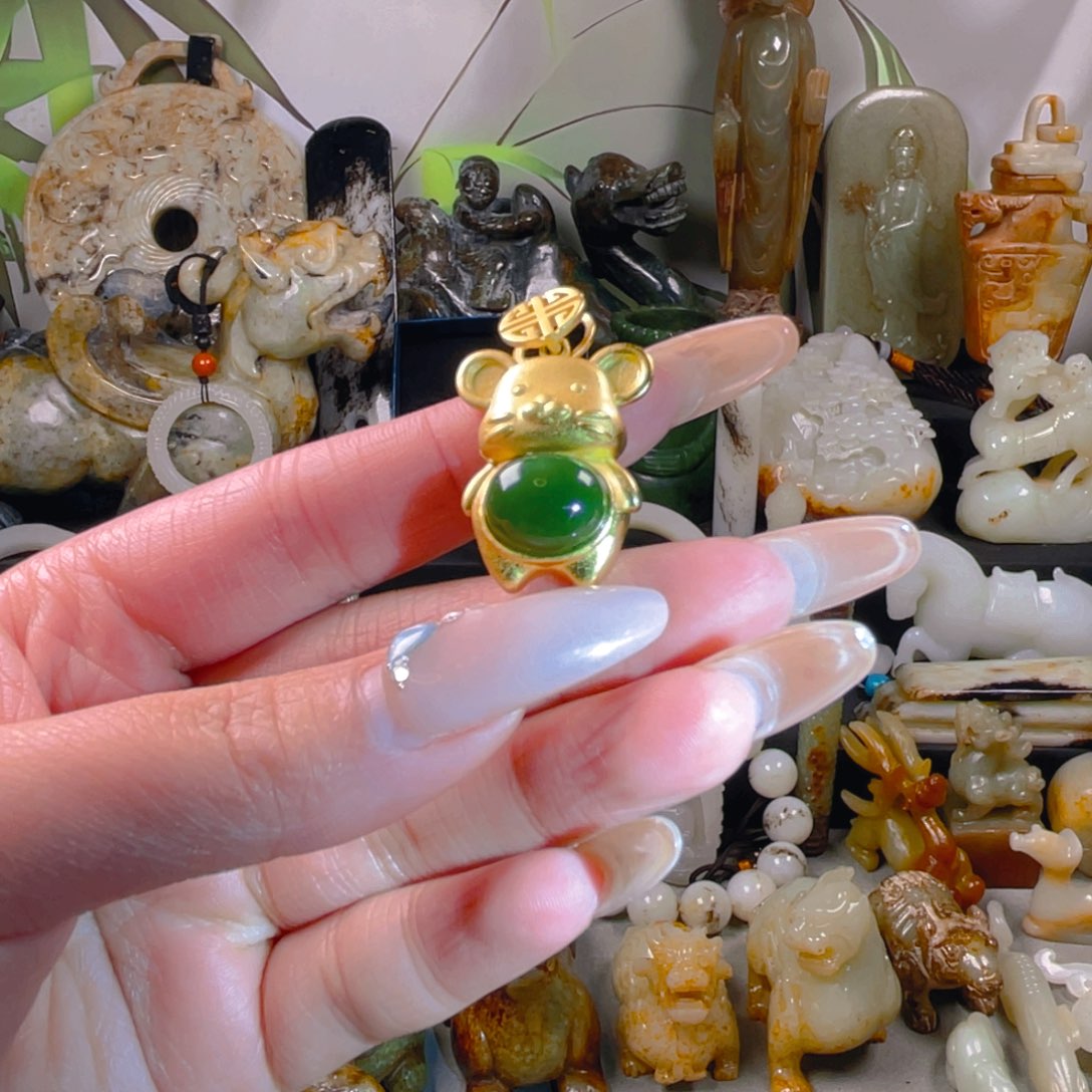 和田玉挂件未镶嵌5