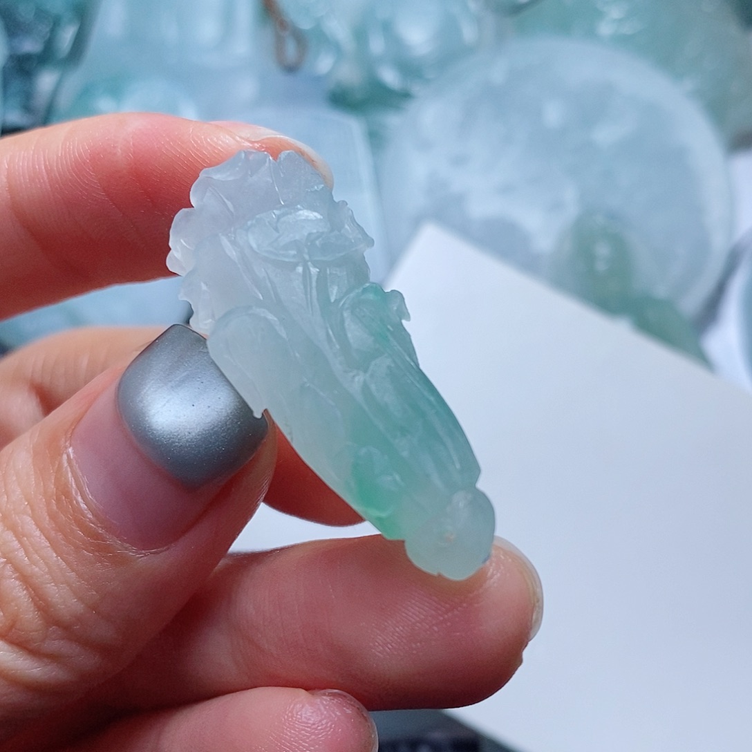 定制翡翠未镶嵌毛货付款后确认抛光