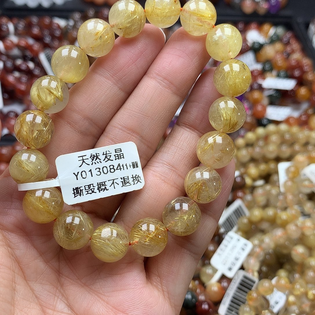 未镶嵌水晶手链，，，