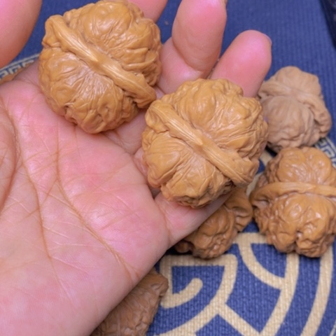 【闪购商品】文玩核桃吊坠旧**覆蛙蛙42