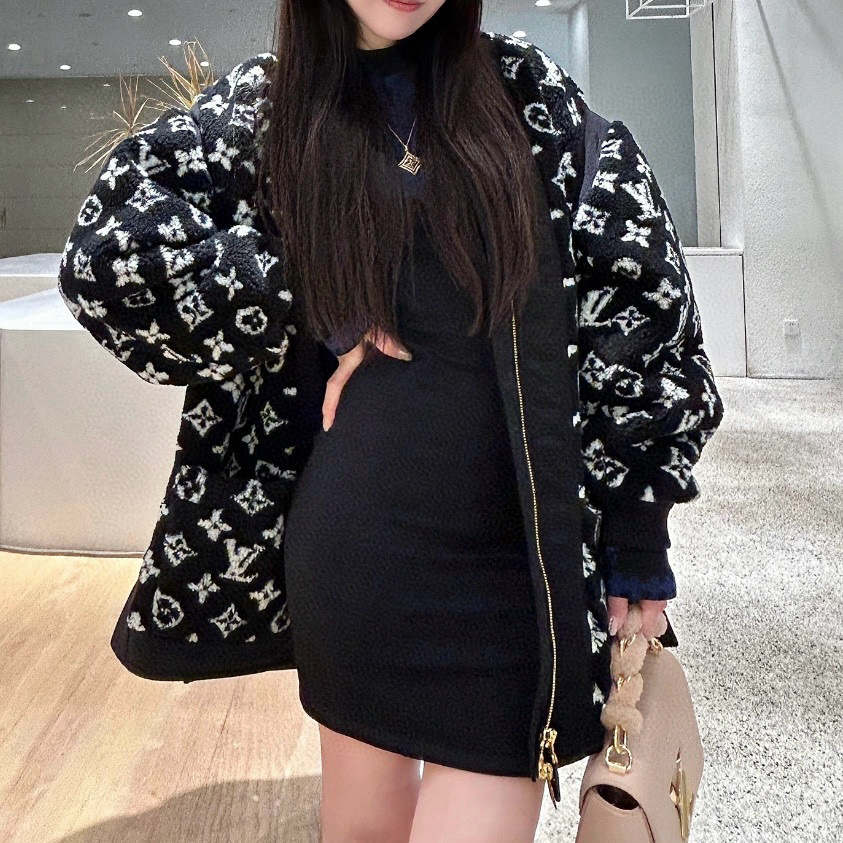 未使用 LouisVuitton/路易威登 SS24SKI滑雪泰迪外套38码D15823