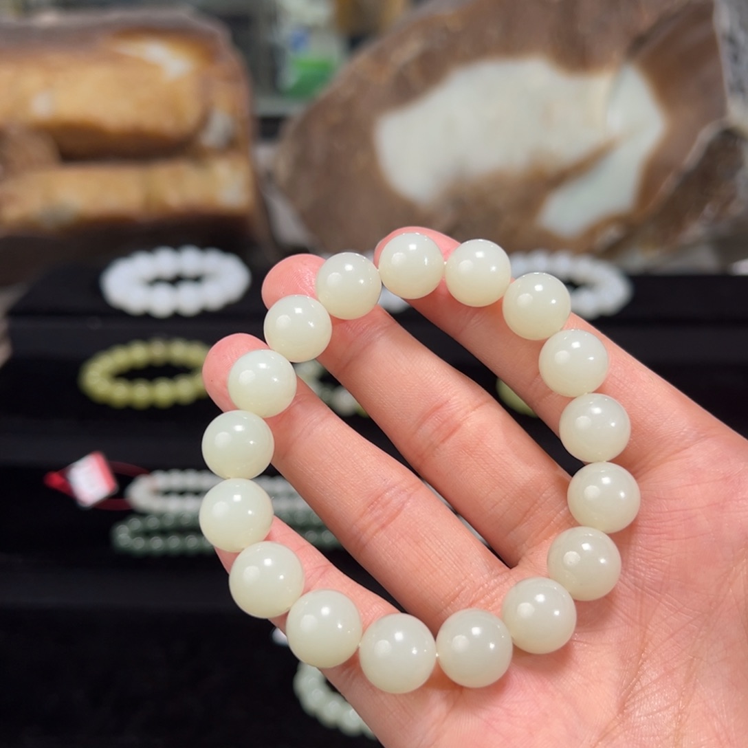 和田玉手链未镶嵌