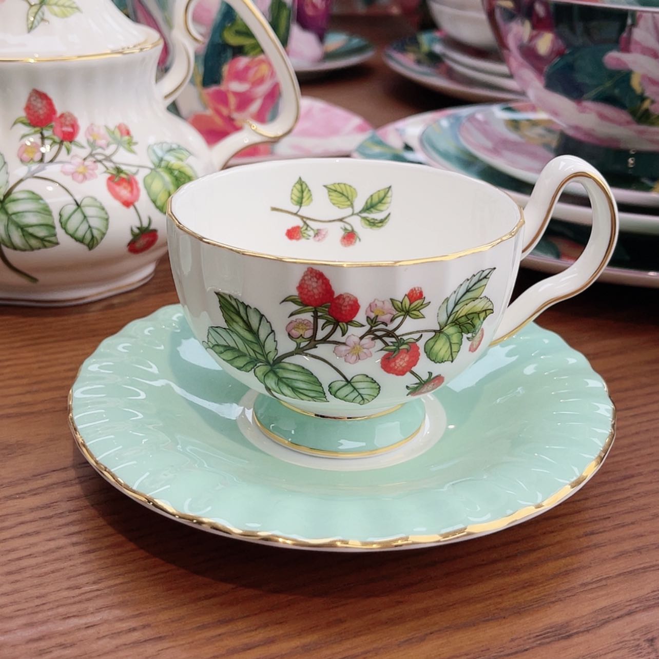 【闪购商品】瓷片杯杯———————