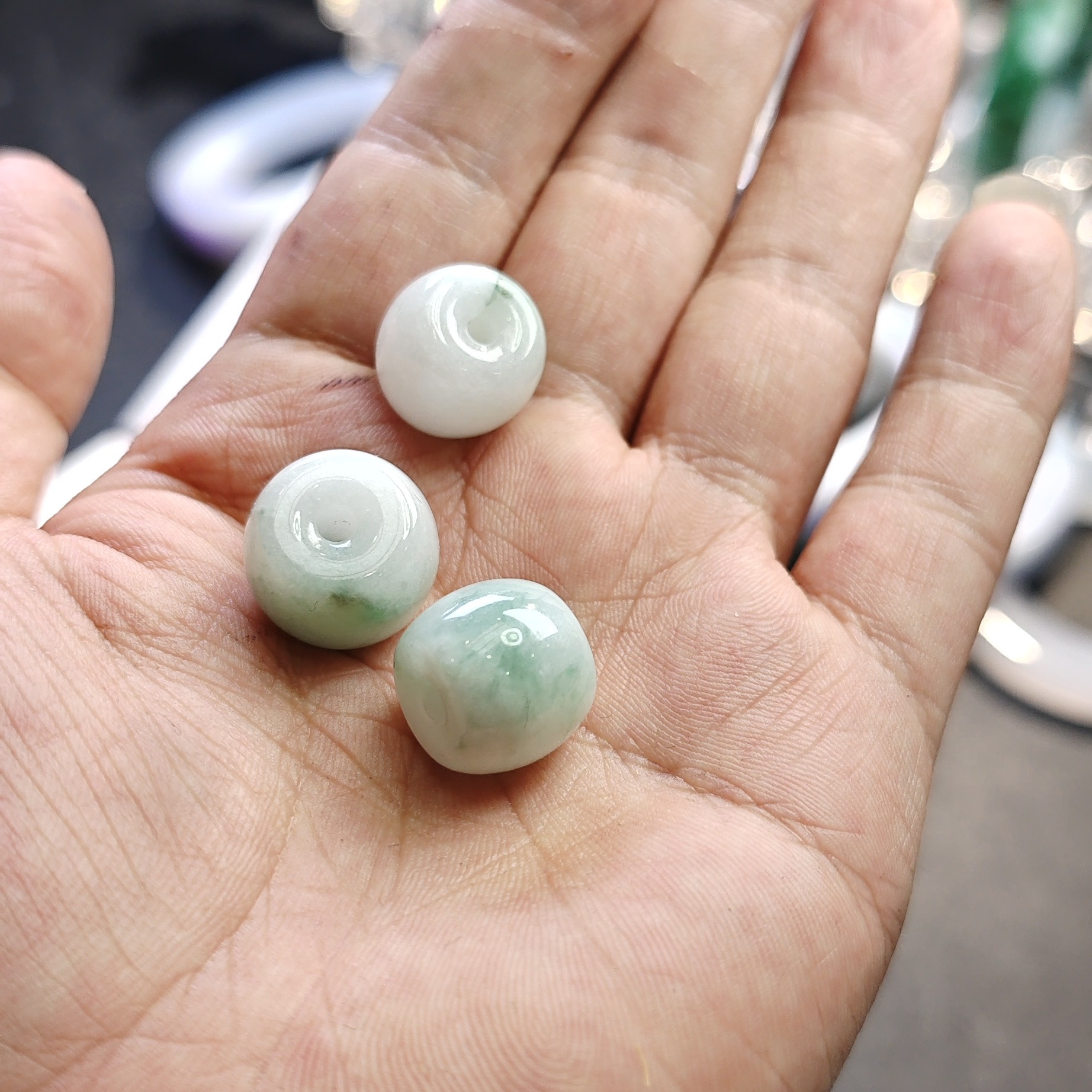 【老贝精选】天然A货翡翠路路通多样性发一件