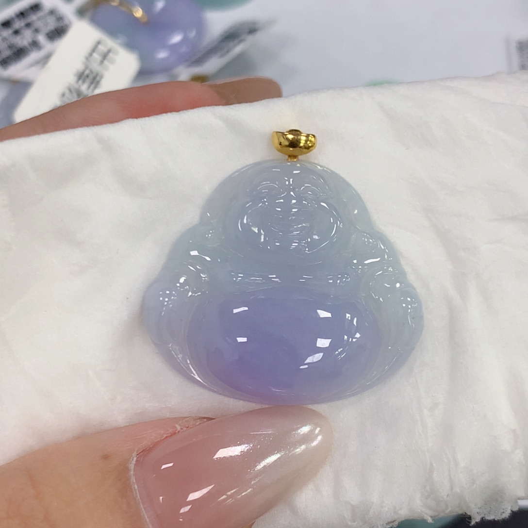 颈饰18K金镶嵌翡翠